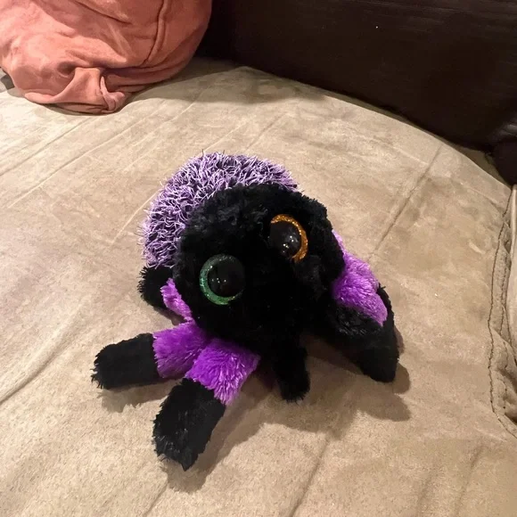 Adorable Purple & Black Halloween Creeper Spider With Cute Large Eyes - Picture 4 of 7